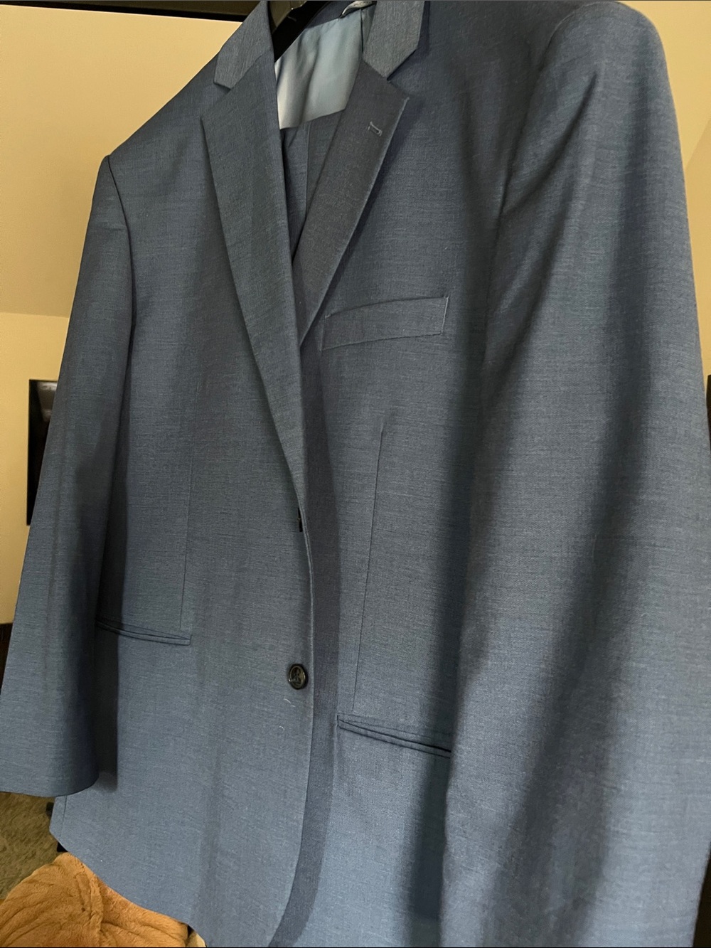 Oak Hill Suit